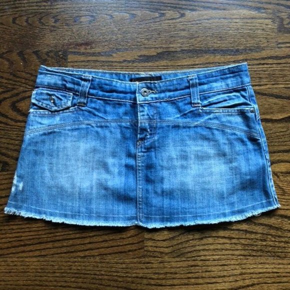 Lot of 2 Women’s Denim Mini Skirts - H&M - Picture 2 of 9